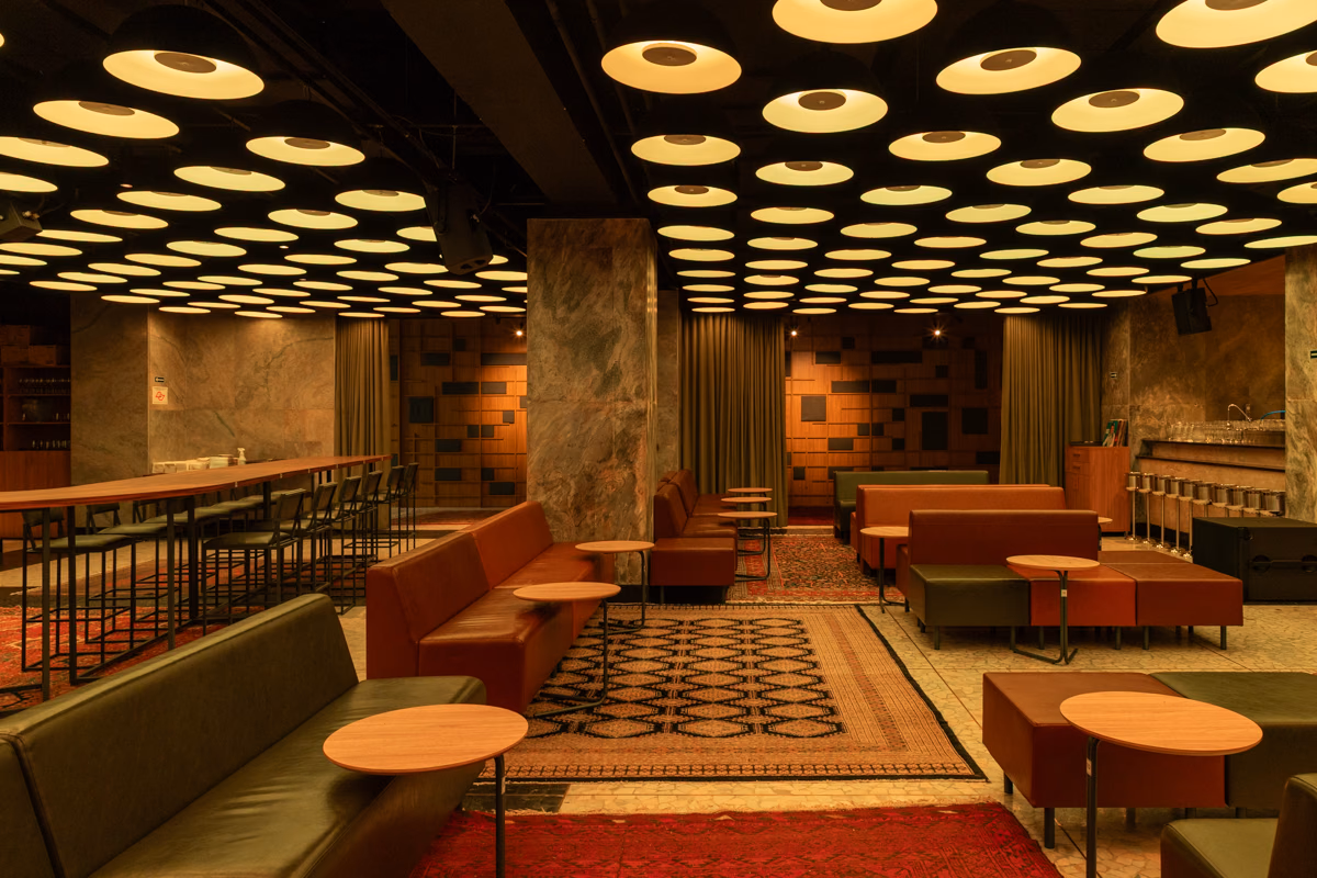 Formosa Hi-Fi, Metrópole Arquitetos, em parceria com Acústica & Sônica. Imagem 1 da série fotografada por Julia Novoa.